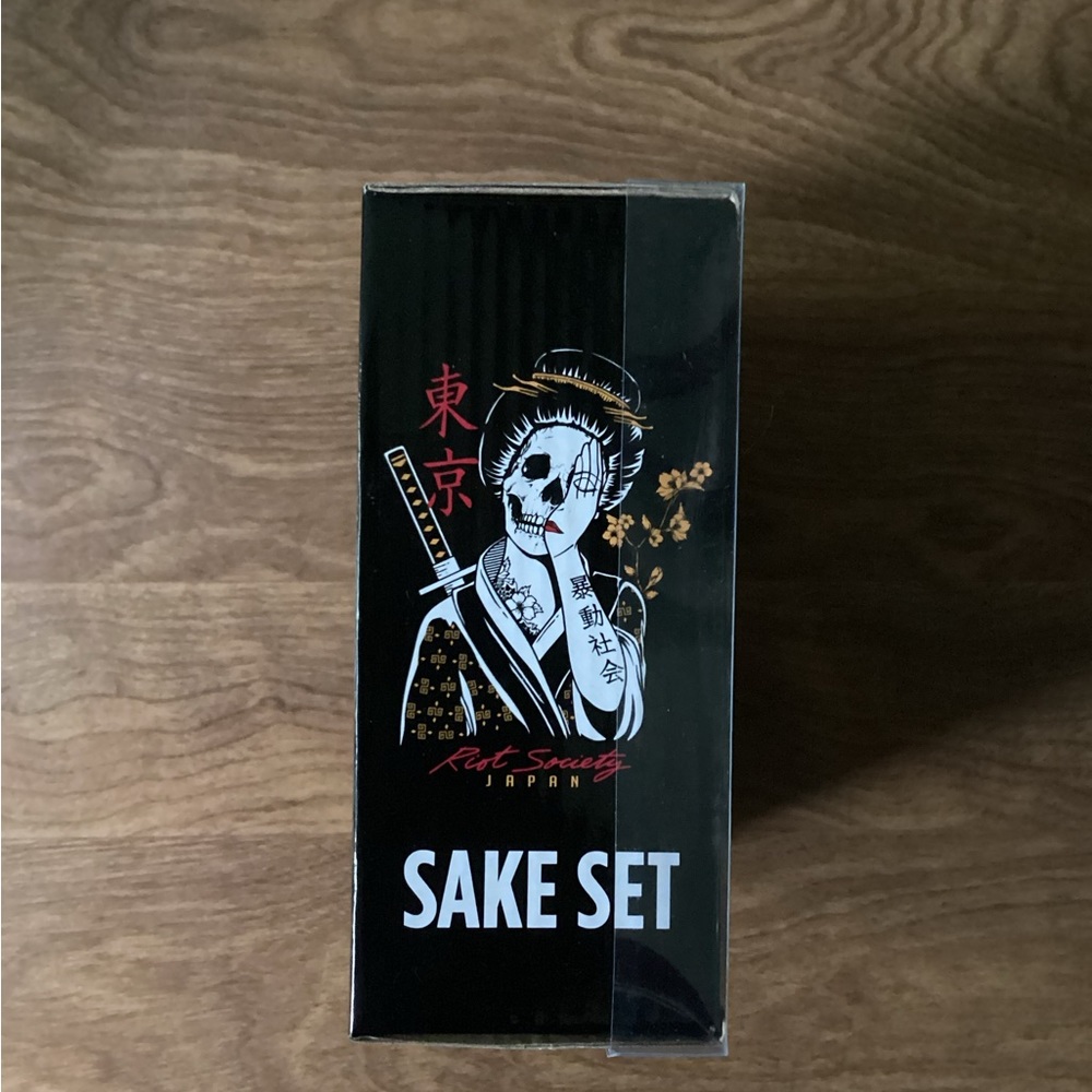 Riot Society Sake Set
